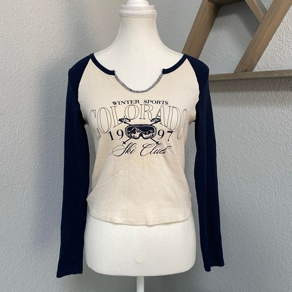 NO BOUNDARIES CREAM NAVY BLUE LONG SLEEVE TOP Y2K MODERN GRUNGE ALT BASIC